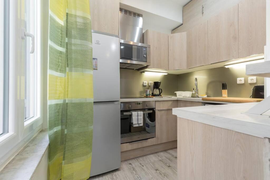 L32 Mozart 2 Bedrooms, Ac, Wifi, 10 Mins Apartamento *