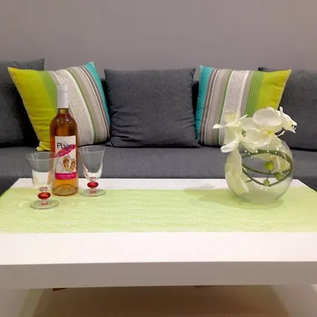 L32 Mozart 2 Bedrooms, Ac, Wifi, 10 Mins Beach Nice Exterior photo