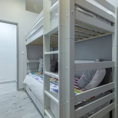 L32 Mozart 2 Bedrooms, Ac, Wifi, 10 Mins Beach Nice Exterior photo