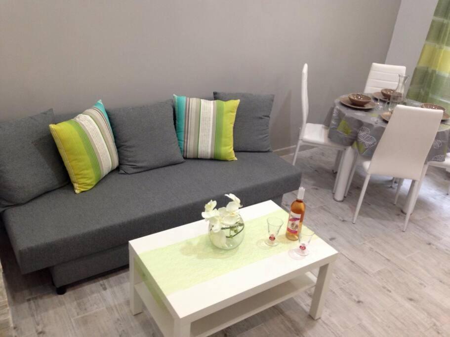 L32 Mozart 2 Bedrooms, Ac, Wifi, 10 Mins Niza